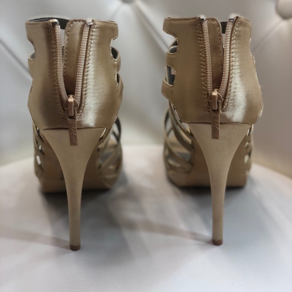 Michael Antonio “Thorstein” Strappy Dress Sandal - Picture 4 of 4